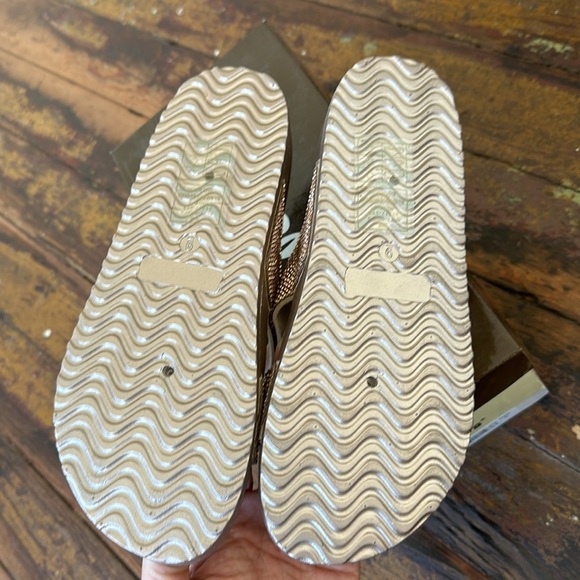 Outwoods Rica-1 New! - Picture 2 of 3